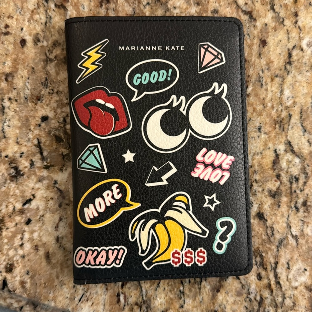 Marianne Kate Passport Holder